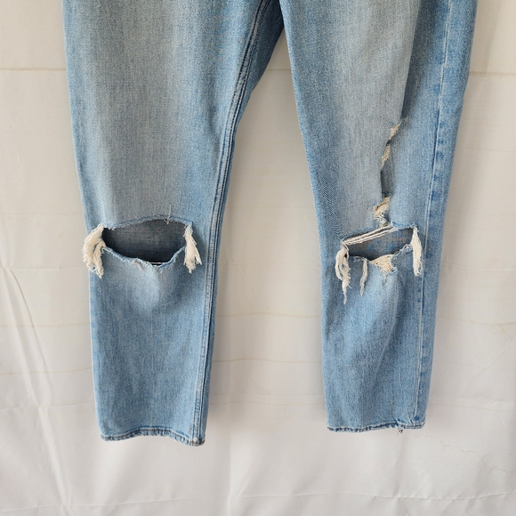 Abercrombie And Fitch The Ankle Straight Ultra High Rise Jeans - Picture 4 of 12